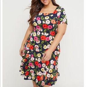 NWOT LB Floral Scuba Dress